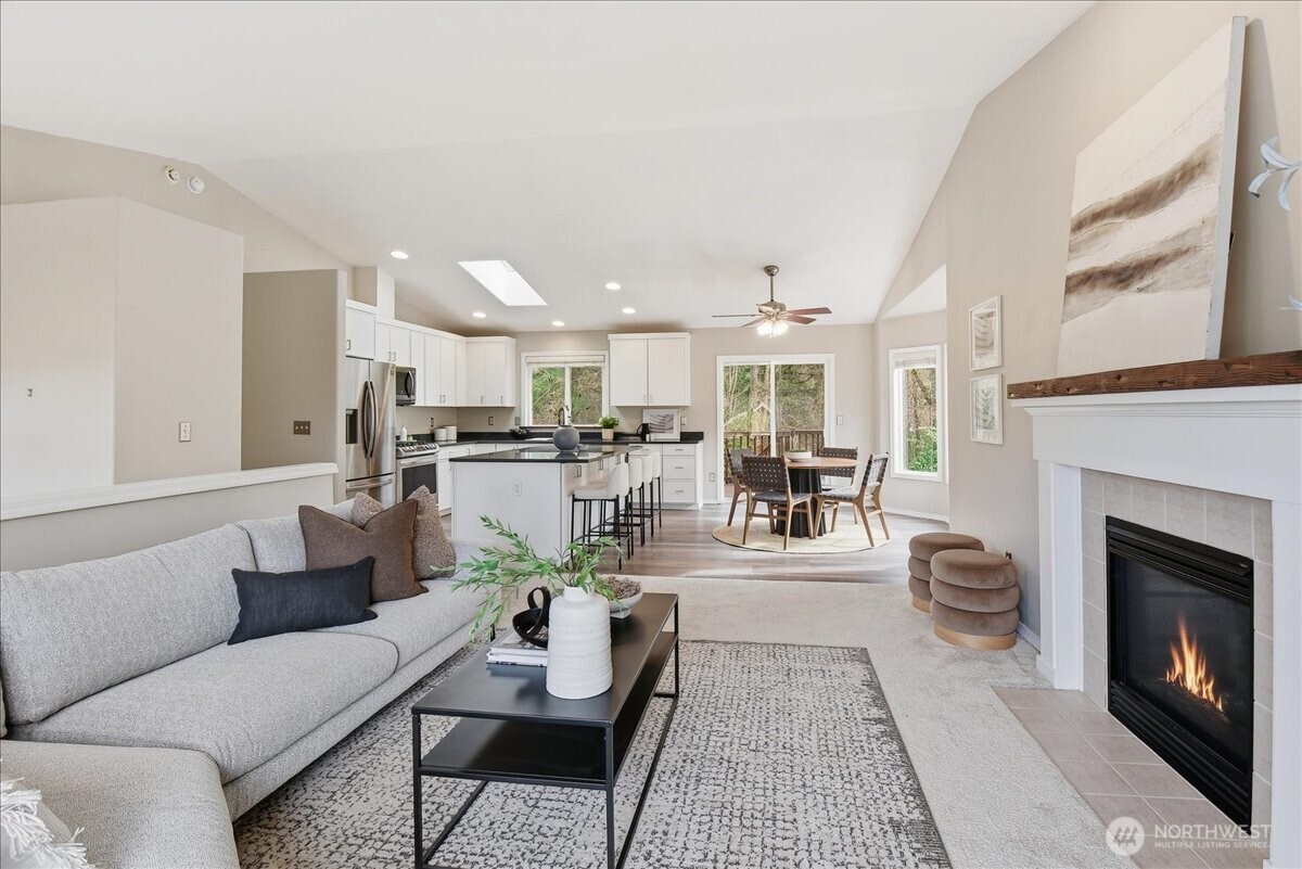 24223 13th Place West Bothell, WA 98021 - Photo 4 of 38