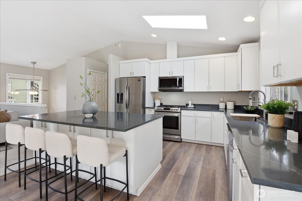 24223 13th Place West Bothell, WA 98021 - Photo 7 of 38