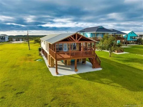 $439,700 | 515 Lake Breeze Road, Hackberry, LA 70645