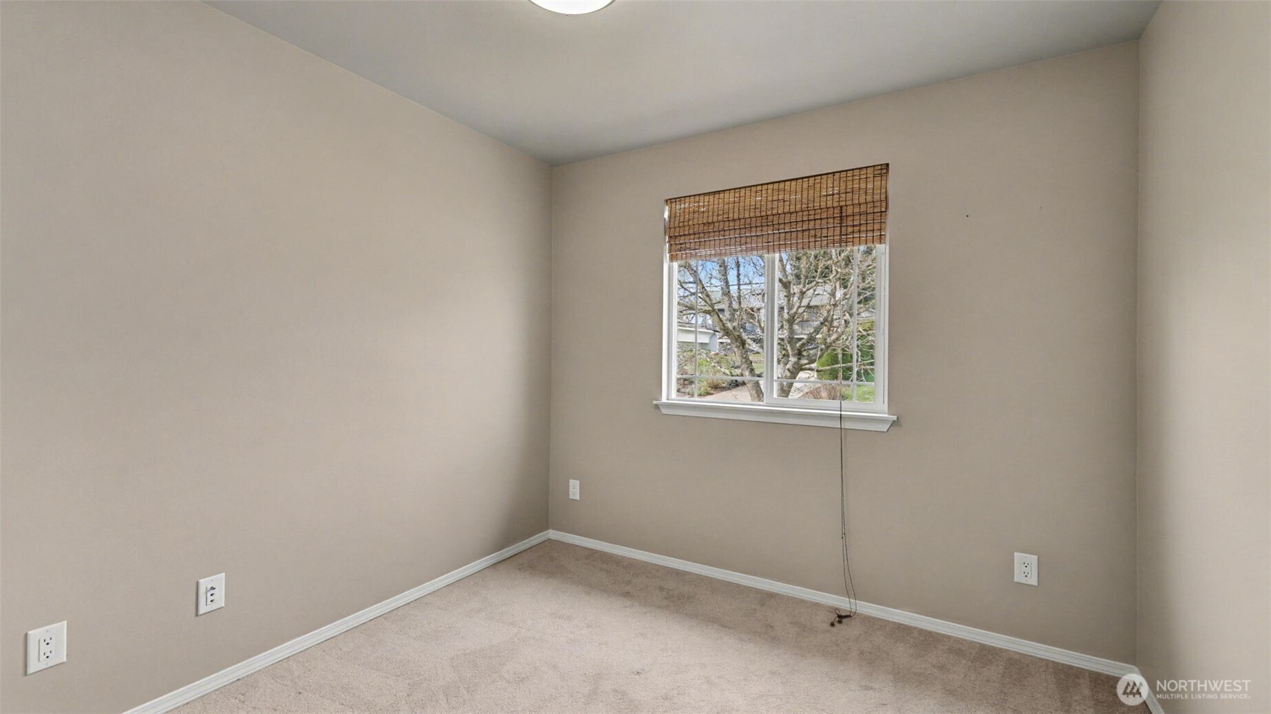132 76th Place Southwest Everett, WA 98203 - Photo 25 of 36 an empty room with a window