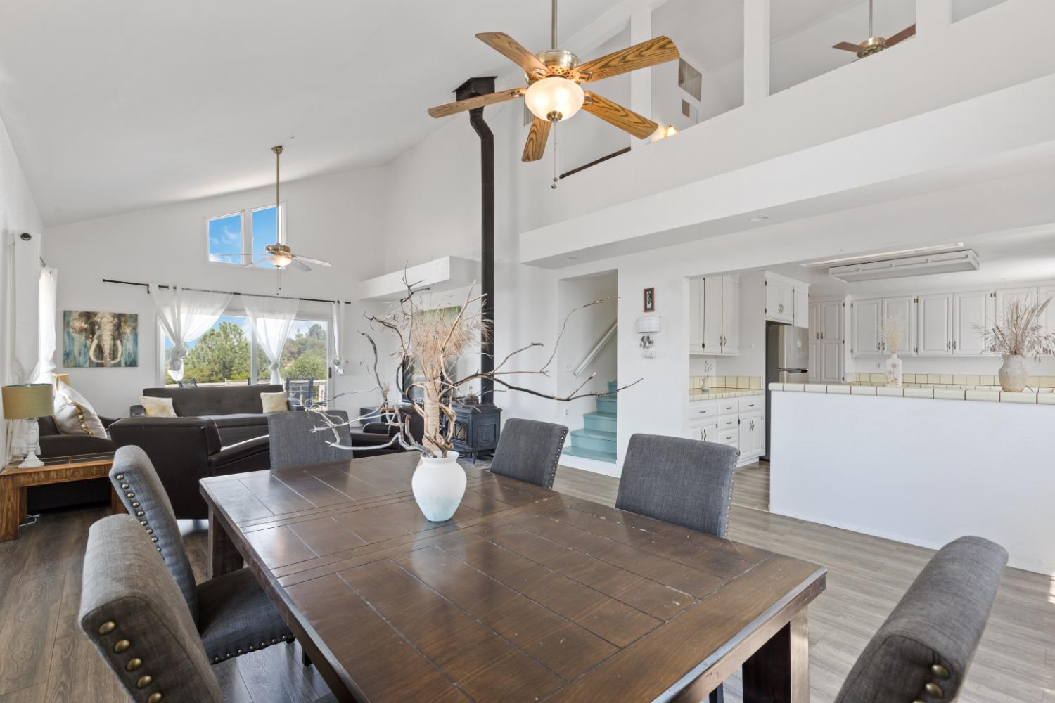 40707 Jean Road East Oakhurst, CA 93644 - Photo 3 of 44 a view of a dining room with furniture