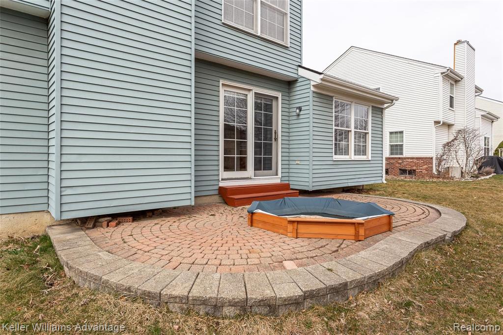 2651 Brookhaven Road Canton, MI 48188 - Photo 9 of 48