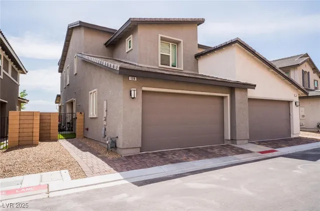 $2,695 | 128 Kimberlite Drive, Henderson, NV 89011