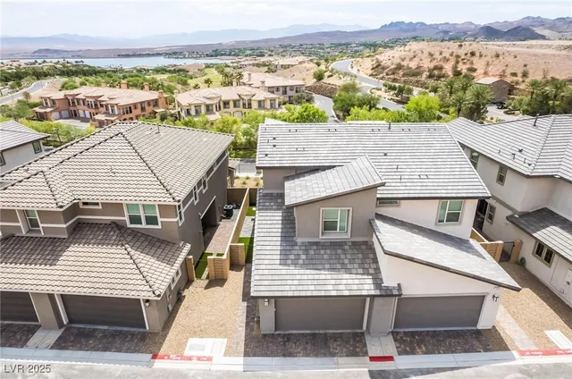 $2,695 | 128 Kimberlite Drive, Henderson, NV 89011