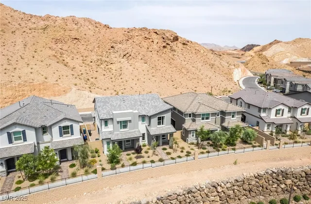 $2,695 | 128 Kimberlite Drive, Henderson, NV 89011