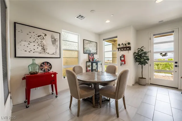 $2,695 | 128 Kimberlite Drive, Henderson, NV 89011