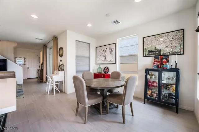 $2,695 | 128 Kimberlite Drive, Henderson, NV 89011