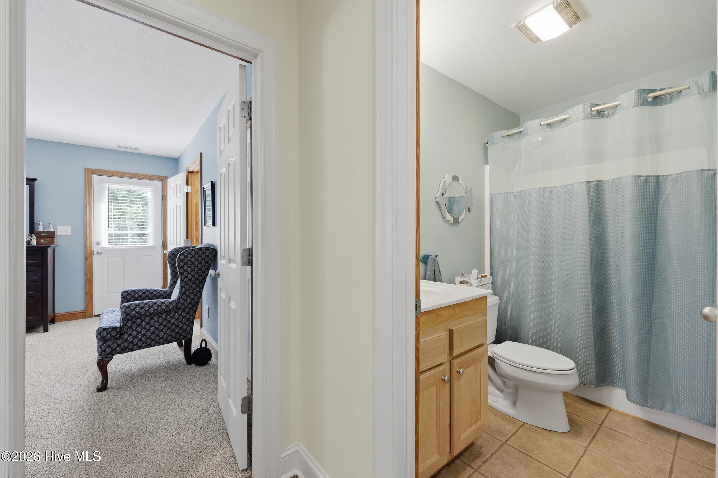 103 Captain Hobbs Court Kitty Hawk, NC 27949 - Photo 26 of 69 Hall Bath