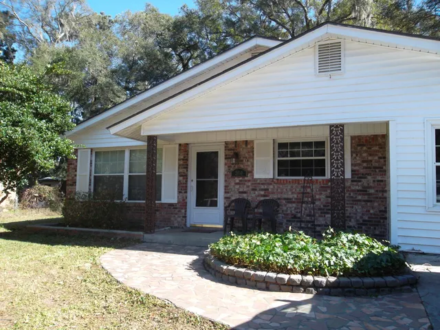 $1,700 | 3010 Cypress Street, Beaufort, SC 29906