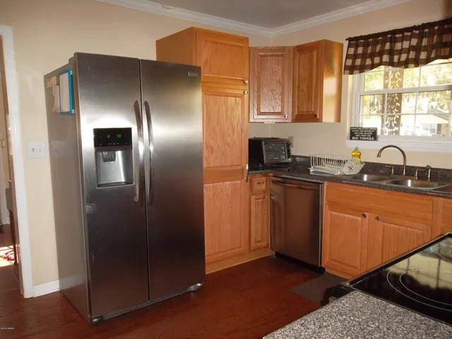 $1,700 | 3010 Cypress Street, Beaufort, SC 29906