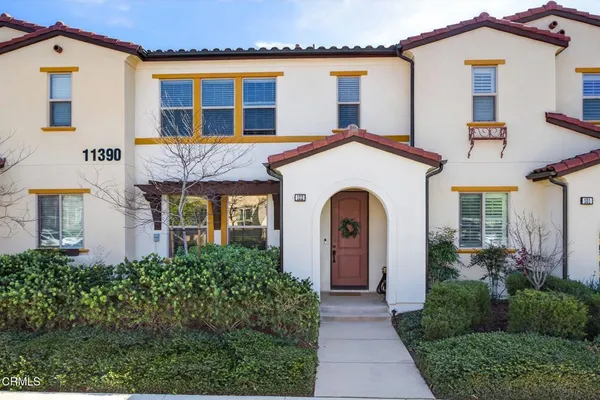 $695,000 | 11390 Citrus Drive, Unit 102, Ventura, CA 93004