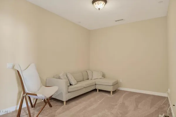 $695,000 | 11390 Citrus Drive, Unit 102, Ventura, CA 93004