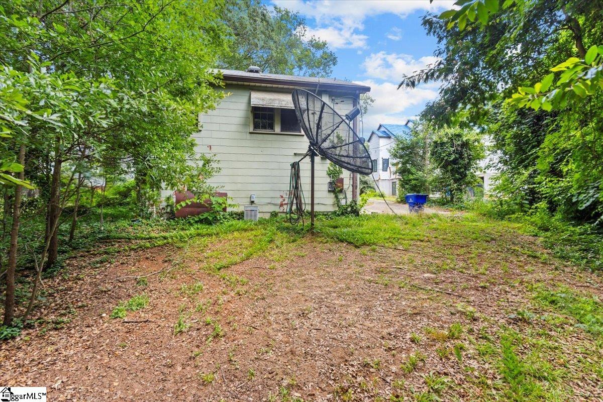 106 Rice Street Greenville, SC 29605 - Photo 9 of 12 Gallery Image 9