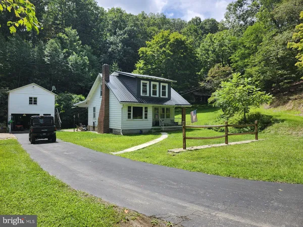 $579,900 | 6836 Highway 55, Moorefield, WV 26836