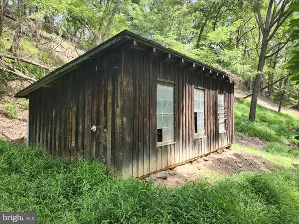 $579,900 | 6836 Highway 55, Moorefield, WV 26836