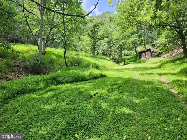 $579,900 | 6836 Highway 55, Moorefield, WV 26836