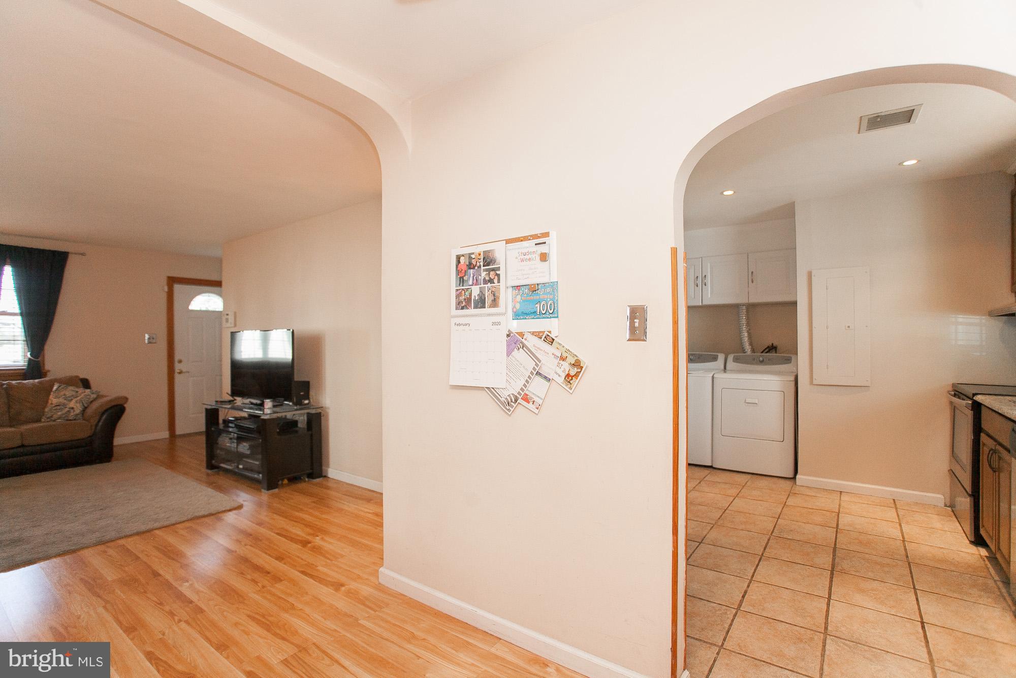9816 Woodfern Road Philadelphia, PA 19115 - Photo 17 of 54