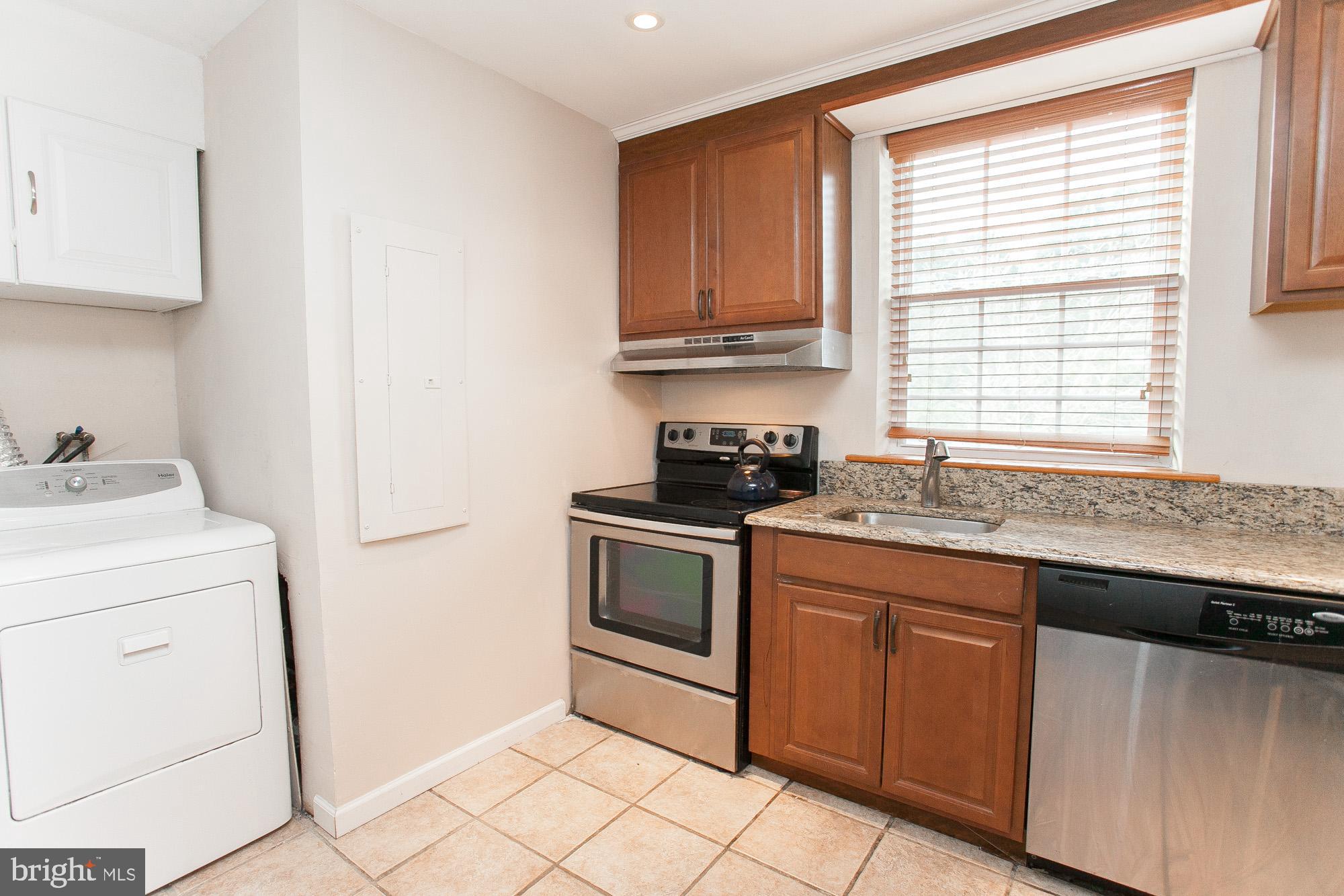 9816 Woodfern Road Philadelphia, PA 19115 - Photo 23 of 54