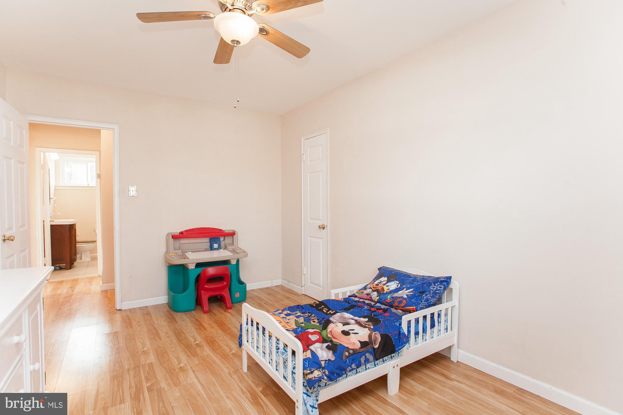 9816 Woodfern Road Philadelphia, PA 19115 - Photo 40 of 54
