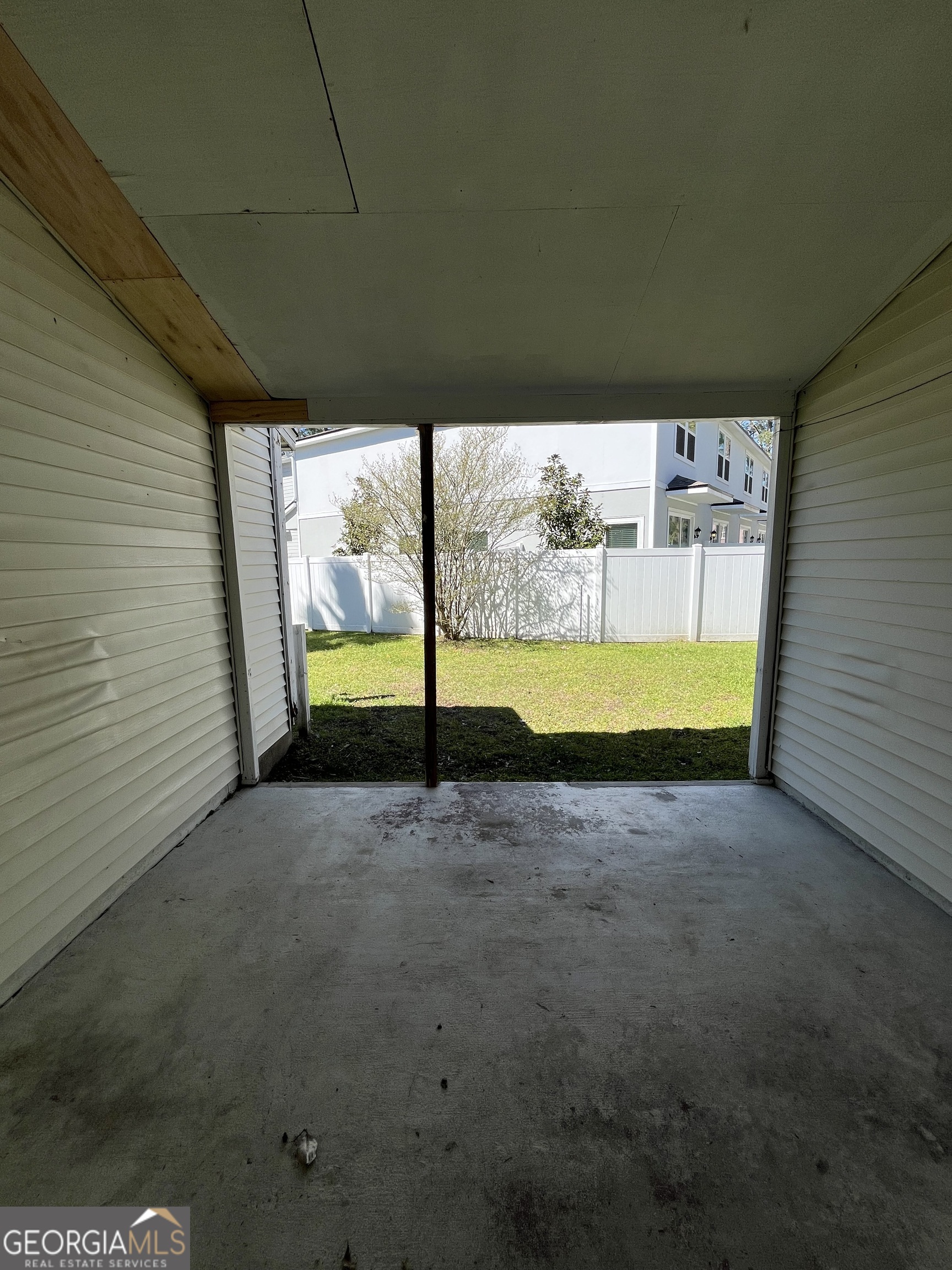 109 Inlet Reach Circle St. Marys, GA 31558 - Photo 8 of 16 a view of back yard