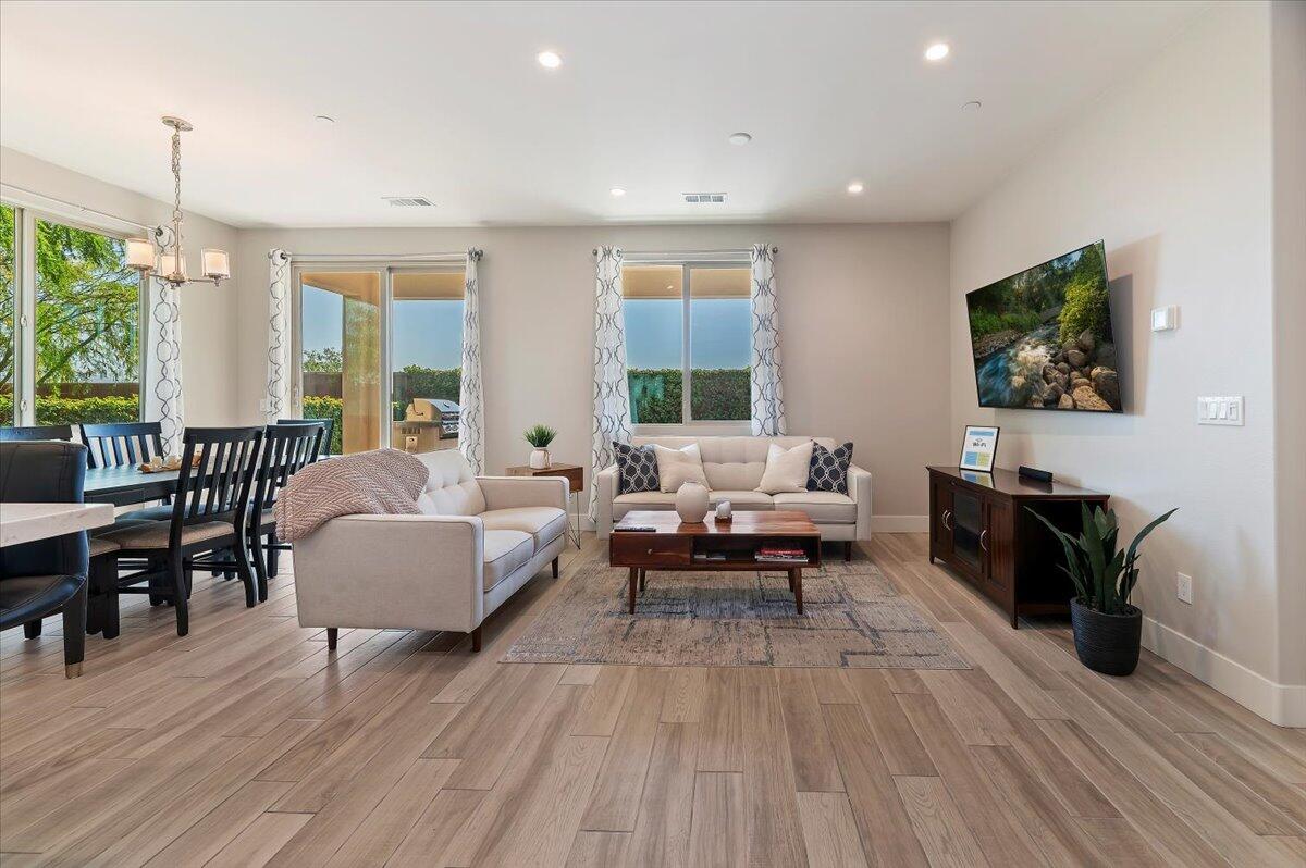 51710 Ponderosa Dr. Indio, CA 92201 - Photo 14 of 36 Great Room