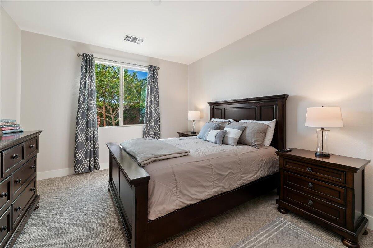 51710 Ponderosa Dr. Indio, CA 92201 - Photo 21 of 36 Primary Bedroom