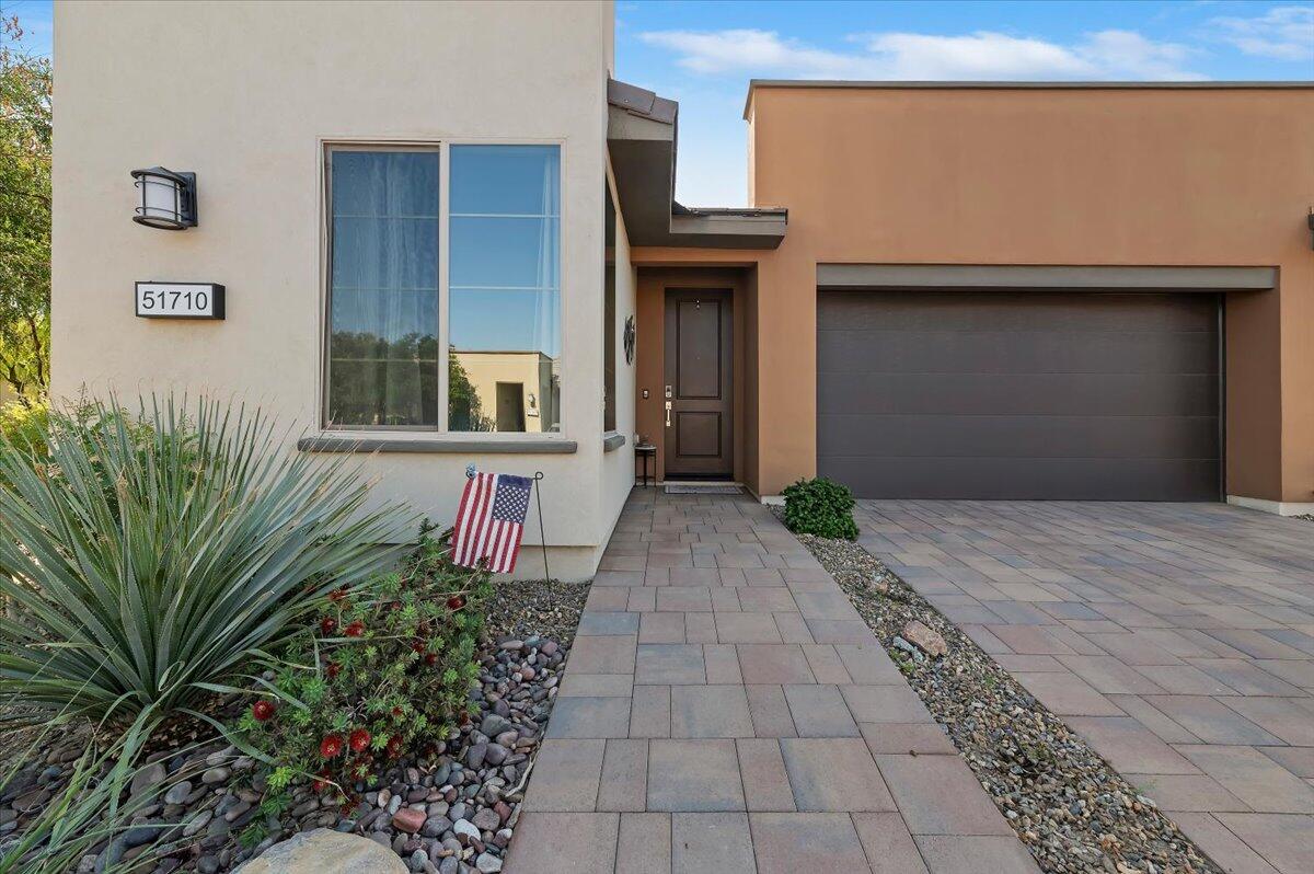 51710 Ponderosa Dr. Indio, CA 92201 - Photo 3 of 36 Outdoor Entry Way