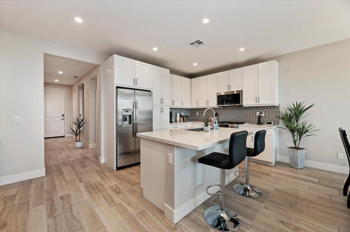 51710 Ponderosa Dr. Indio, CA 92201 - Photo 10 of 36 Stainless Steel Appliances