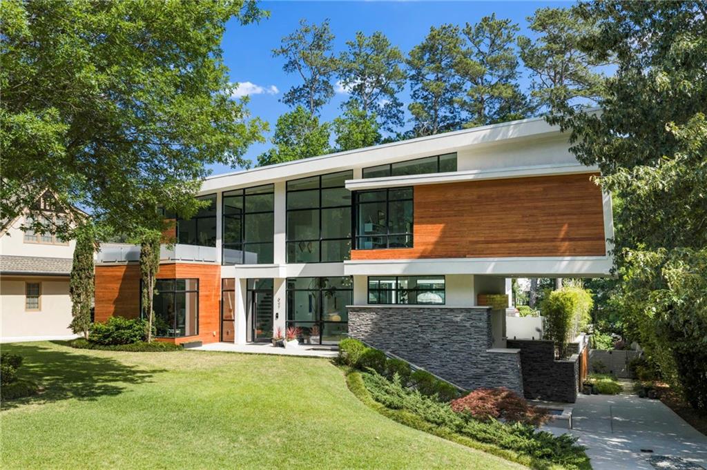 937 Berkshire Road Northeast Atlanta, GA 30324 - Photo 2 of 64