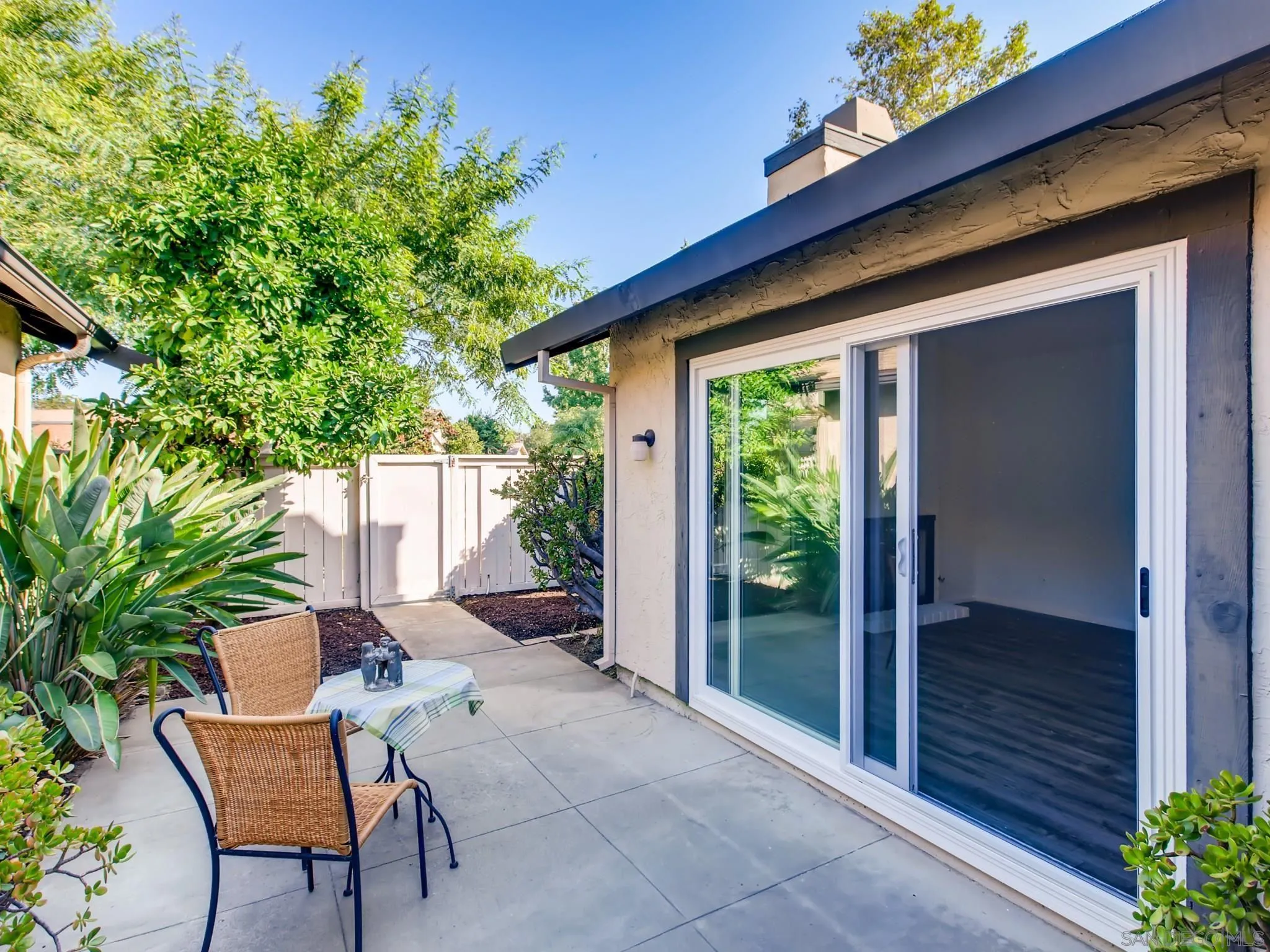 10354 Rochelle Avenue Santee, CA 92071 - Photo 3 of 21 Gallery Image 3