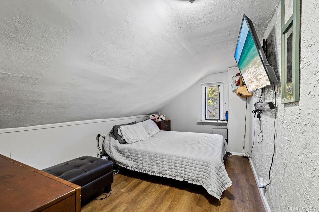 309 Gate Hill Coop Road Stony Point, NY 10980 - Photo 12 of 23 a bedroom with a bed and a window