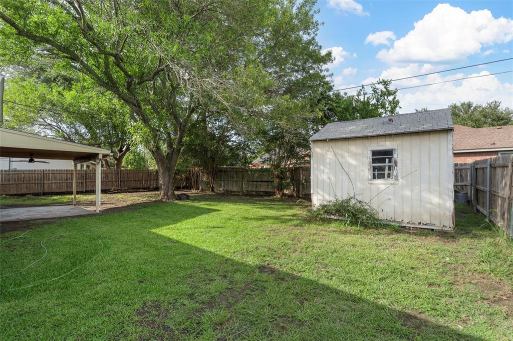 1010 December Drive Hewitt, TX 76643 - Photo 24 of 25 a view of a house with backyard and garden