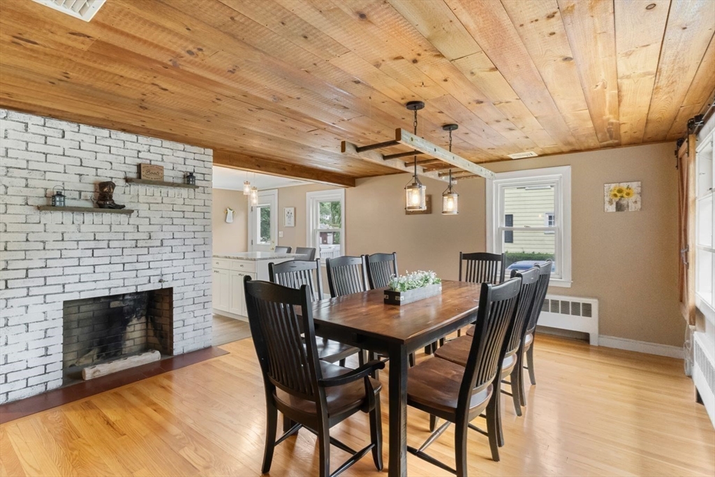 2 Robinson Road Woburn, MA 01801 - Photo 8 of 26