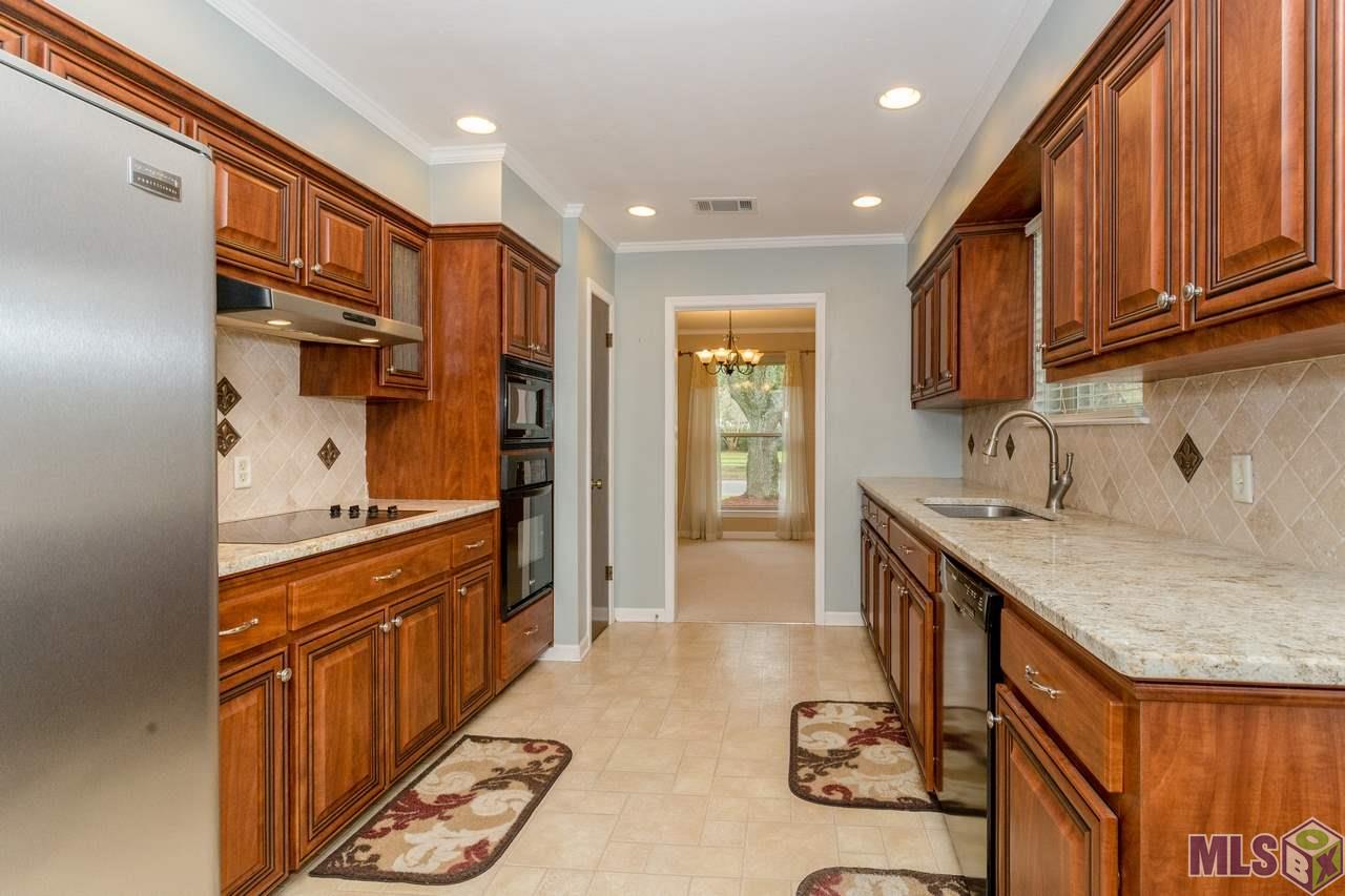 5731 Hickory Ridge Boulevard Baton Rouge, LA 70817 - Photo 7 of 31 Gallery Image 7