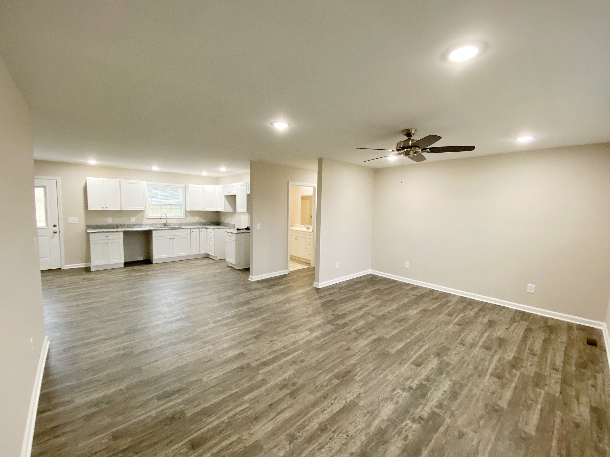 201 Hickman Road Liberty, TN 37095 - Photo 3 of 13