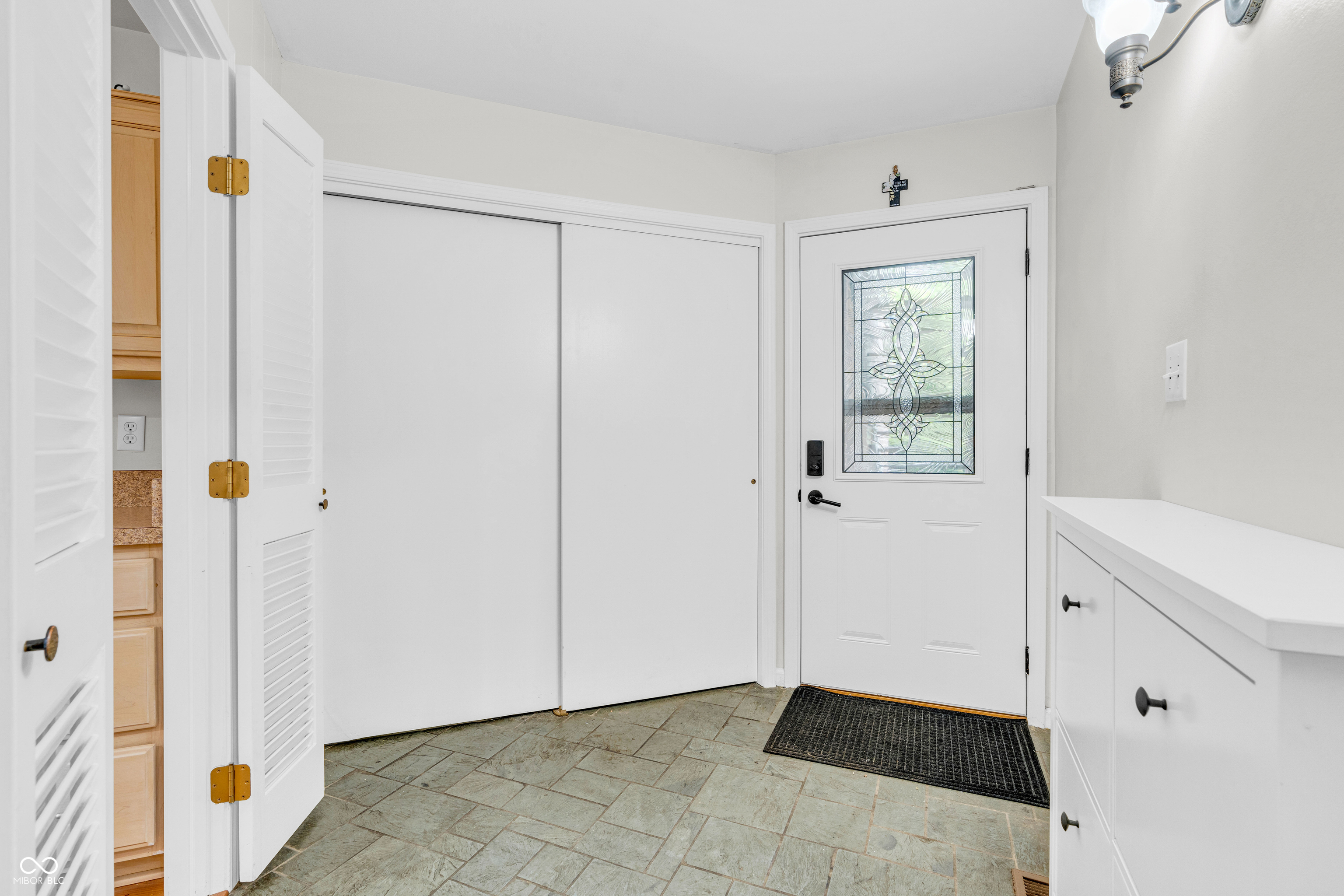 2267 Rome Drive, Unit A Indianapolis, IN 46228 - Photo 5 of 43