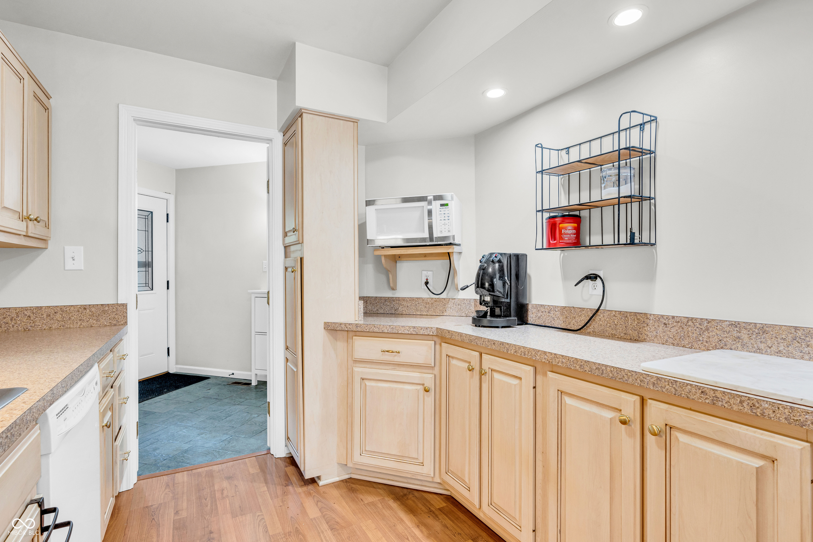 2267 Rome Drive, Unit A Indianapolis, IN 46228 - Photo 9 of 43