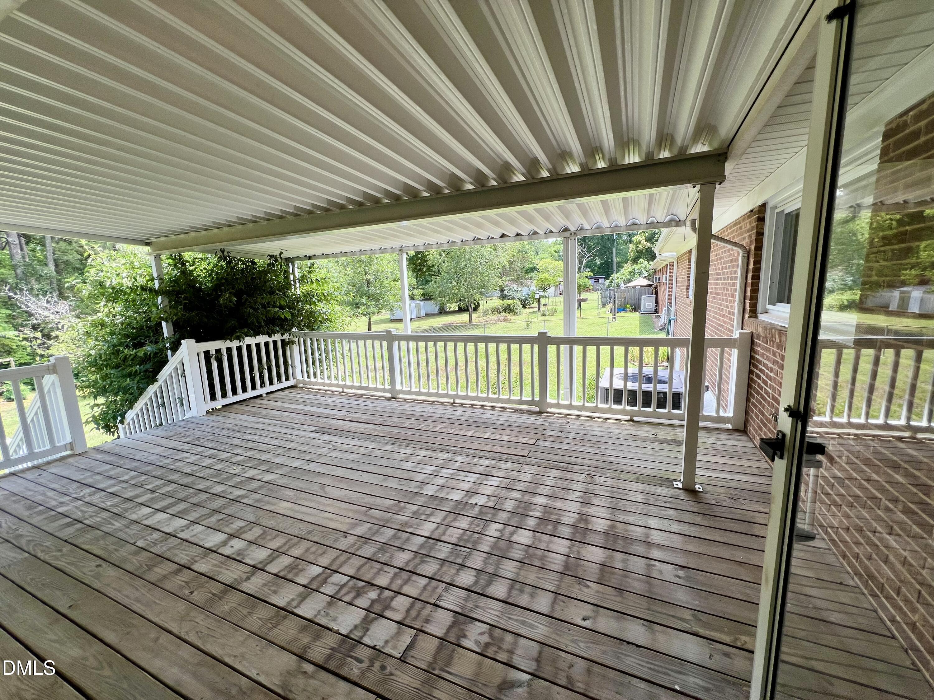 3712 Rivermont Road Durham, NC 27712 - Photo 10 of 35