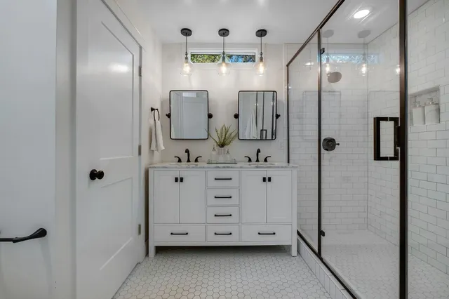 $425,000 | 2007 Dellwood Drive, Tallahassee, FL 32303