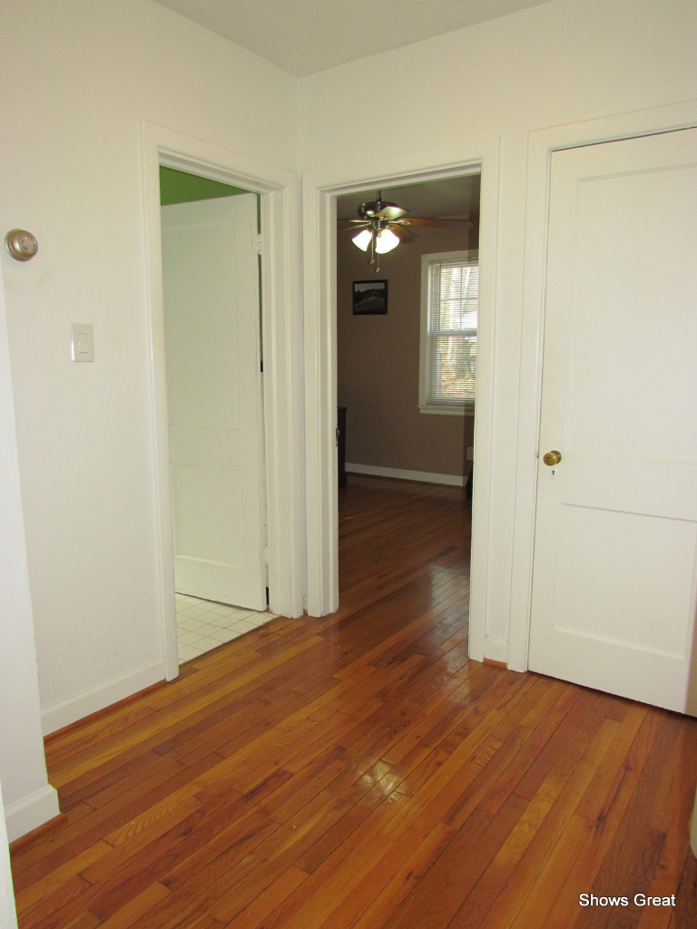 1874 Carlton Road Southwest Roanoke, VA 24015 - Photo 23 of 39 IMG_7252