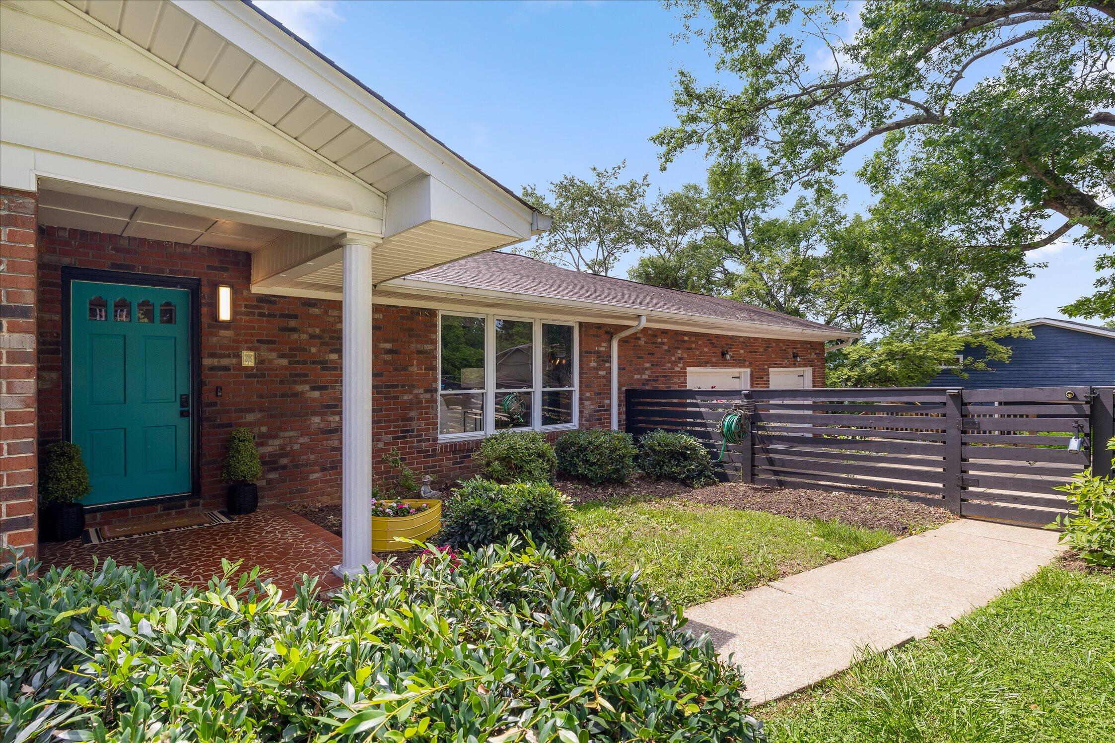 302 Walsh Road Chattanooga, TN 37405 - Photo 19 of 84 10-302 Walsh Rd-66