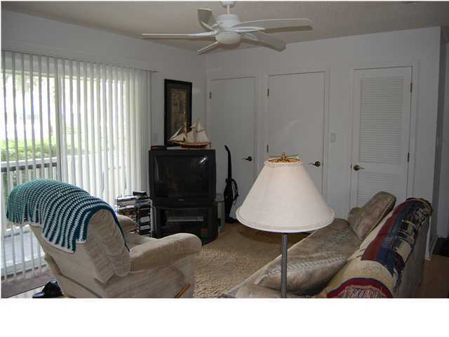 3799 East A Santa Rosa Beach, Unit 10G C30 Santa Rosa Beach, FL 32459 - Photo 10 of 13 a living room with furniture
