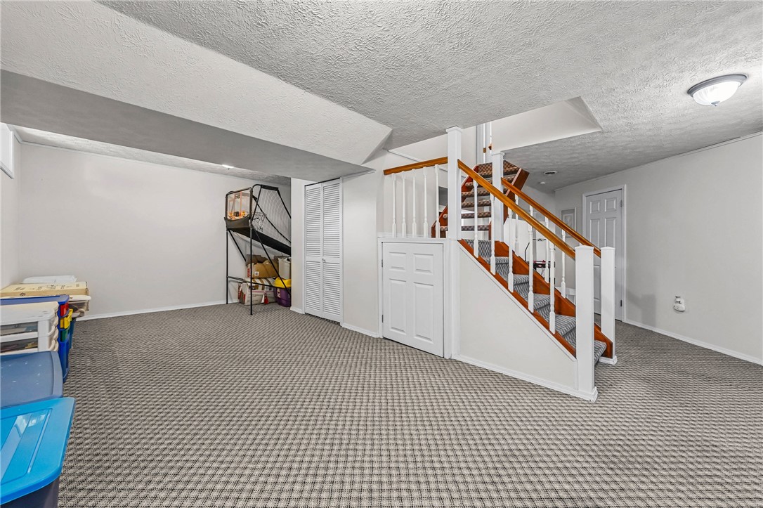 1052 Hard Rock Road Webster, NY 14580 - Photo 33 of 45