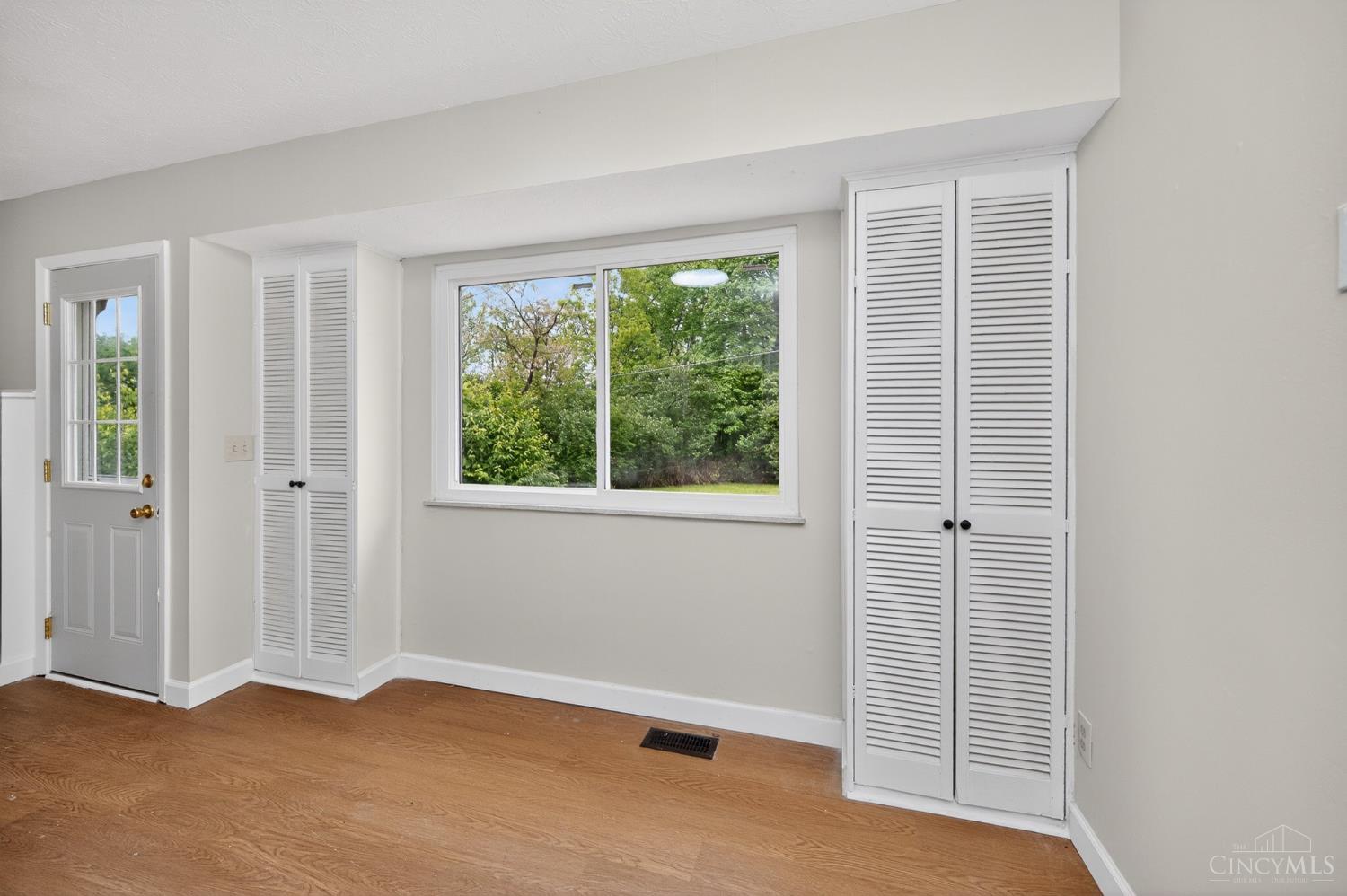 11424 Riga Court Forest Park, OH 45240 - Photo 12 of 49