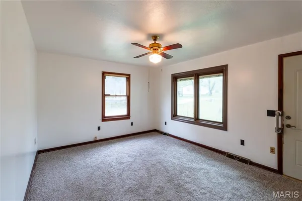 $135,000 | 106 Rose Street, Crocker, MO 65452