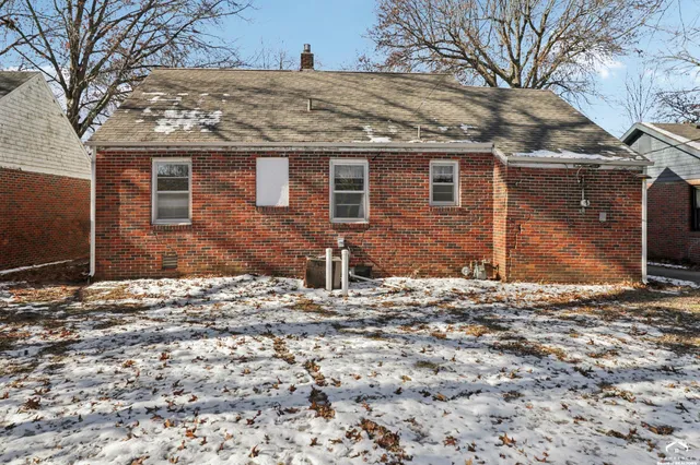 $170,000 | 2116 Kentucky Street, Lawrence, KS 66046