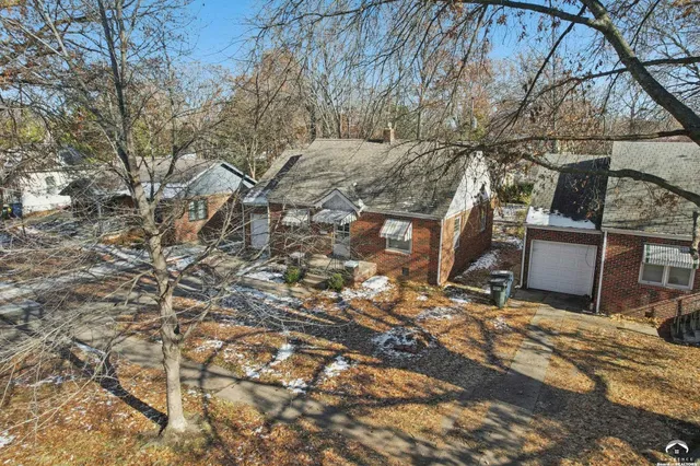 $170,000 | 2116 Kentucky Street, Lawrence, KS 66046