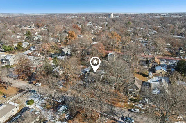 $170,000 | 2116 Kentucky Street, Lawrence, KS 66046