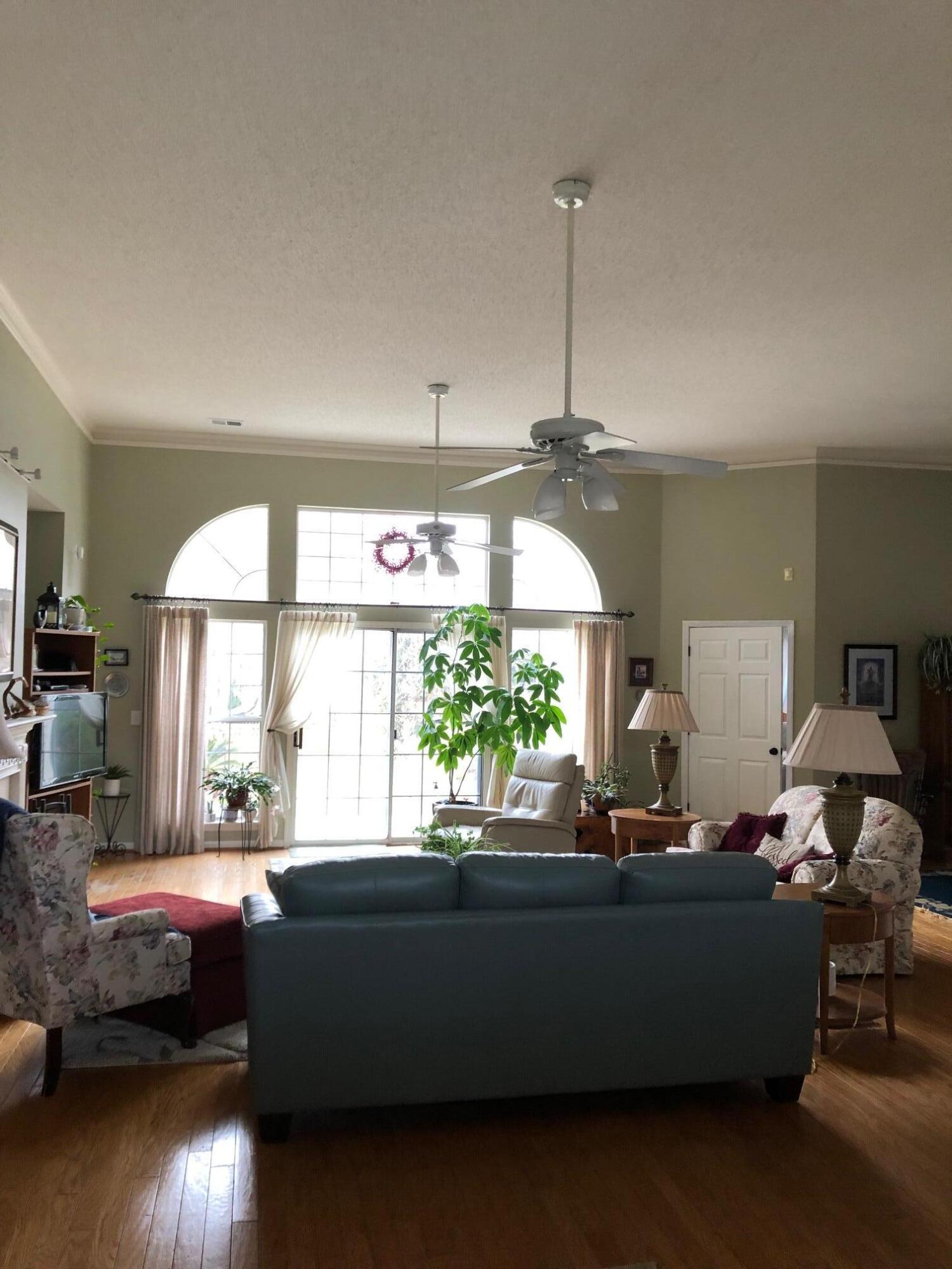 3548 Springmire Court Charleston, SC 29414 - Photo 11 of 46 IMG_3024