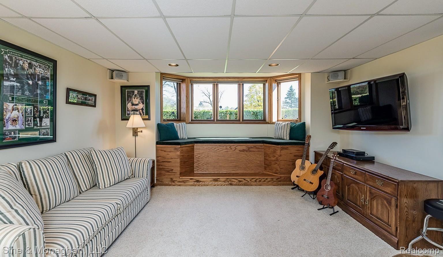 4906 Rivers Edge Drive Troy, MI 48098 - Photo 45 of 60 Daylight lower level